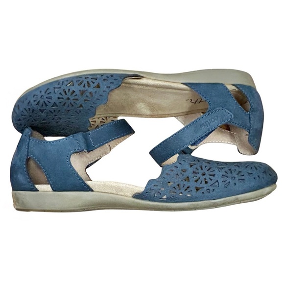 Earth Origins Bonnie Leather Cutout Mary Jane Flats Blue Size 9.5M - Picture 5 of 9